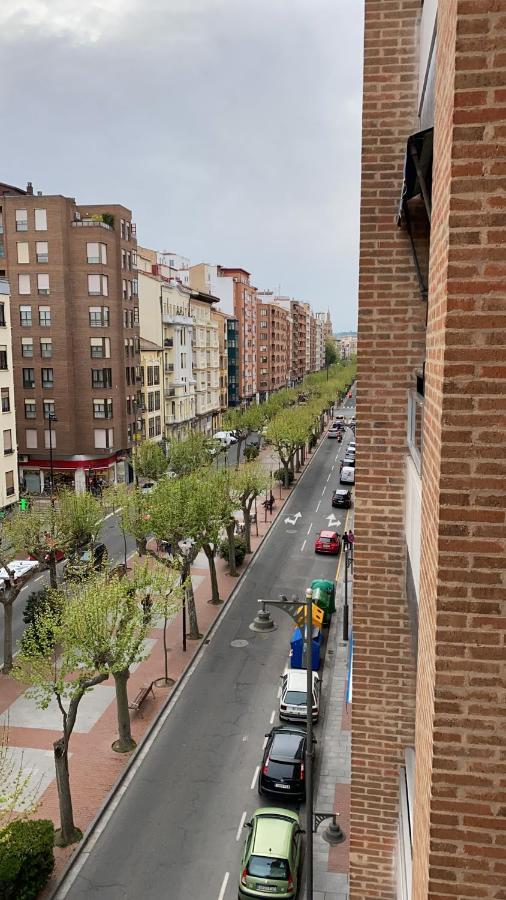 Apartamento Logrono Avenida Ayuntamiento מראה חיצוני תמונה